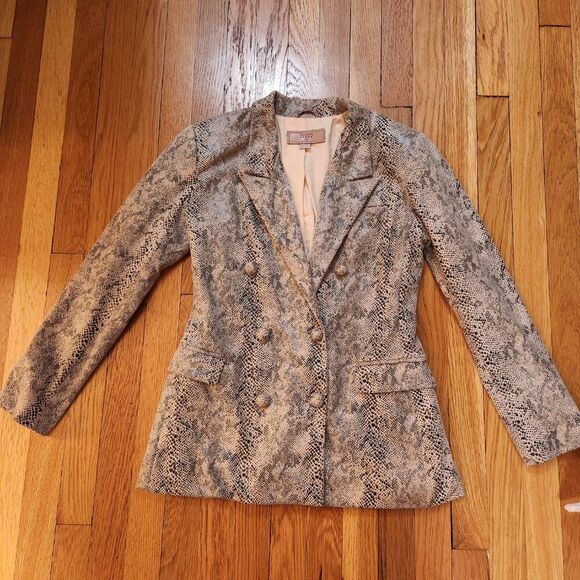 NWOT Blank NYC Snake Print Double Breasted Jacket Python Pale Pink Sz Small - Picture 4 of 10